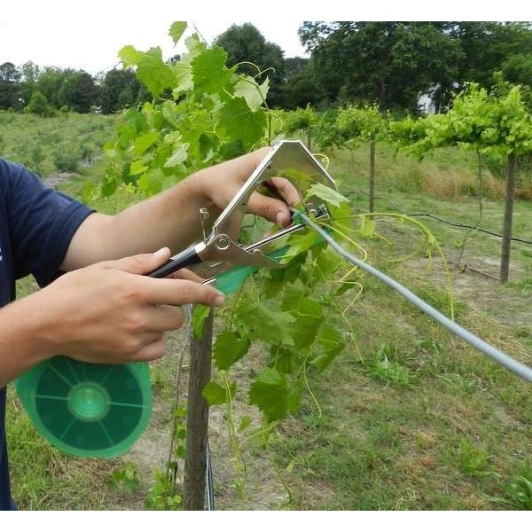 Vine Tying Machine + 10,000 Staples + 20 Rolls of Tape